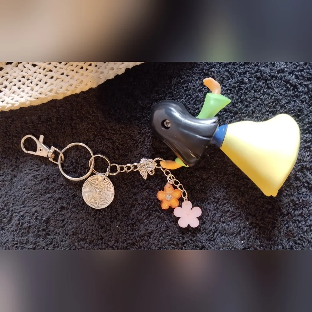 ⭐Custom made Disney's Mulan Keychain 